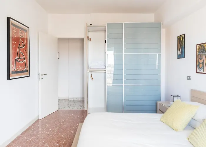 Amoretti Apartment, 6 Persone, 3 Camere, 2 Bagni, Balcone, Wi-fi, Metro B Monti Tiburtini Appartement