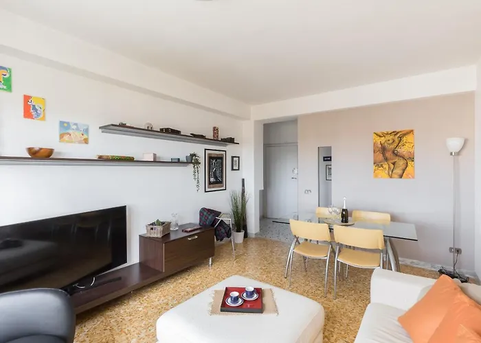 Amoretti Apartment, 6 Persone, 3 Camere, 2 Bagni, Balcone, Wi-fi, Metro B Monti Tiburtini Appartement Rome